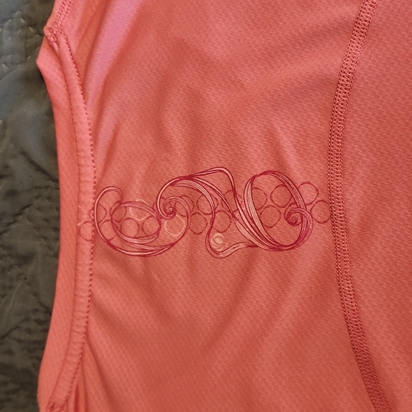 REI Performance top size small - Picture 7 of 7